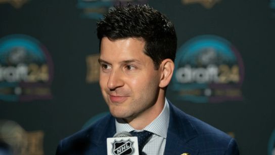 Blackhawks sign GM Kyle Davidson to contract extension (featured)