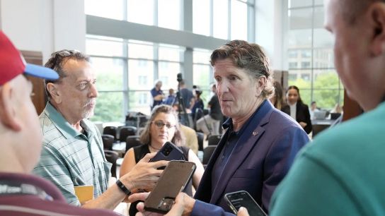 NHLPA Requests Oilers Delay Mike Babcock Hiring Until Investigation Completed (featured). Photo by Kyle Robertson-USA TODAY NETWORK
