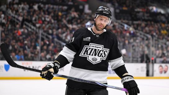 Trevor Lewis announces retirement after 17-year NHL career (featured)