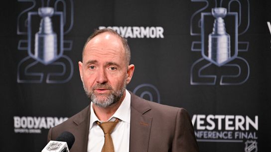 Islanders Fire Patrick Roy, Hire Pete DeBoer As Head Coach (featured)