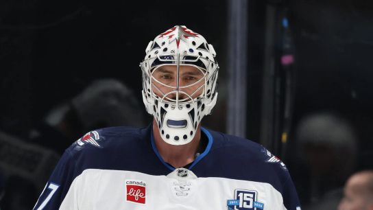 Winnipeg Jets’ Connor Hellebuyck Confirms Trade Request (featured)
