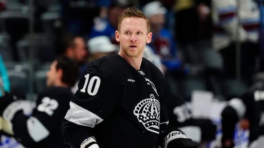 Tampa Bay acquire Corey Perry from LA