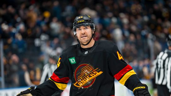 San Jose Sharks acquire Kiefer Sherwood (featured)