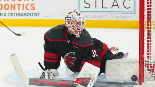 Hurricanes Extend Brandon Bussi to 3-year contract (featured)