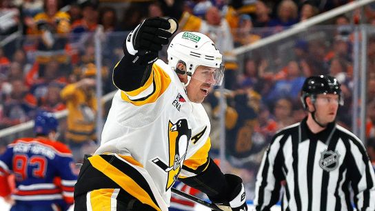 Penguins Re-Sign Evgeni Malkin to a One-Year Extension (featured). Photo by  © Perry Nelson-Imagn Images