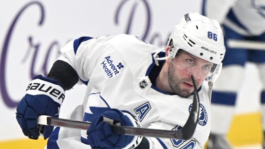 Lightning's Nikita Kucherov surpasses Orr and Coffey to claim NHL history (featured)