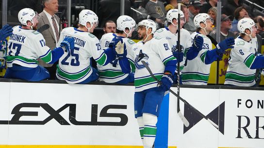 Canucks’ Evander Kane plays in 1,000th NHL game (featured)