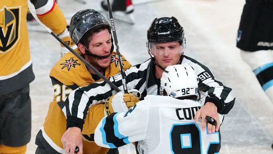 ‘I’m Coming For You’: Nic Dowd Issues Warning to Logan Cooley After Game 1 (featured). Photo by © Stephen R. Sylvanie-Imagn Images
